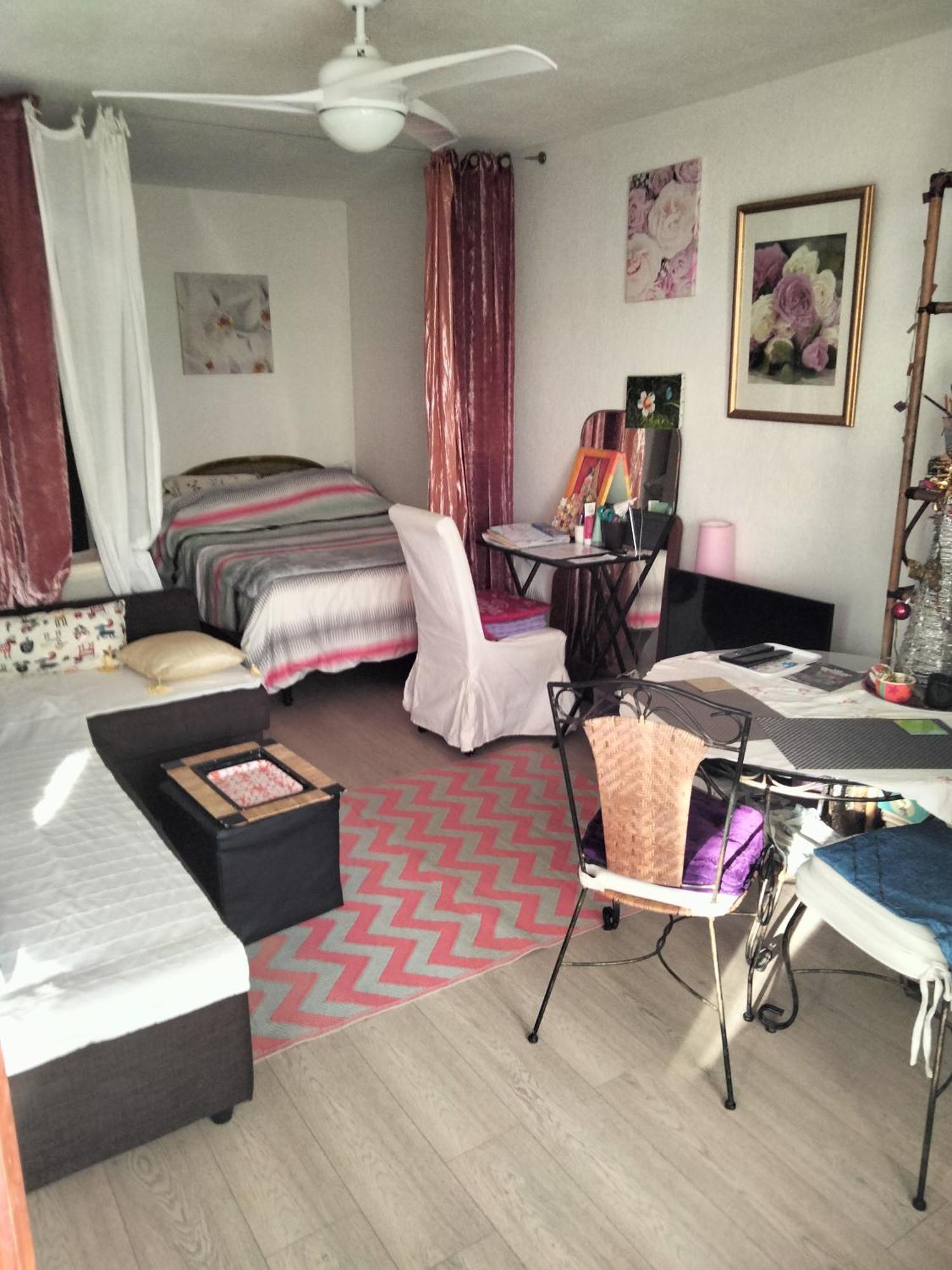 Joli Studio Avec Jardinet アヴィニョン エクステリア 写真